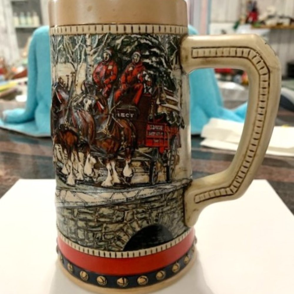 Vintage 1988 Anheuser Busch Budweiser Holiday Beer Stein Mug